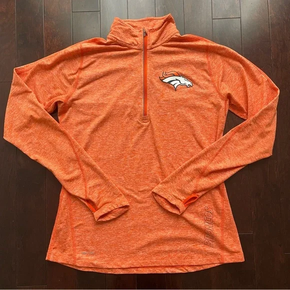 Nike NFL Denver Broncos Dri-Fit Long Sleeve Womens Shirt Quarter Zip Medium - Picture 1 of 9
